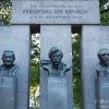 Denkmal d. Republik, Jakob Reumann, Viktor Adler, Ferdinand Hanusch